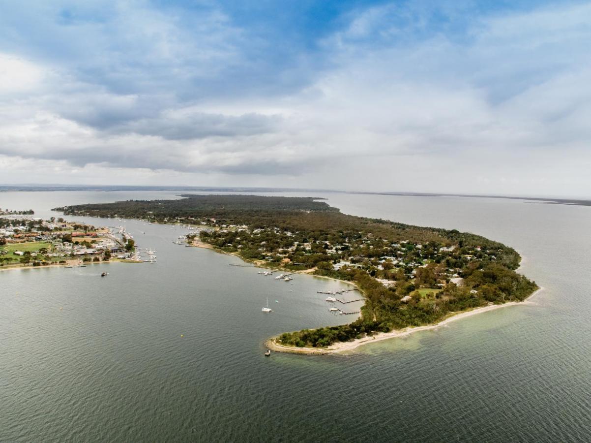 Swan Cove Beachfront Raymond Island Экстерьер фото